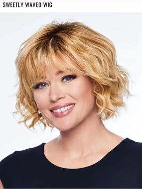 HAIRDO Sweetly Waved HF Synthetic wig! Golden Wheat color! Excellent condition